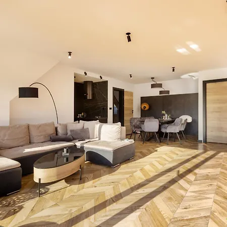 Apartment Larice Vip - Sauna, Balia, Basen *