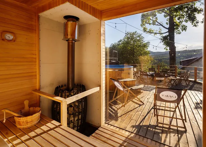 Larice Vip - Sauna, Balia, Basen Apartamento